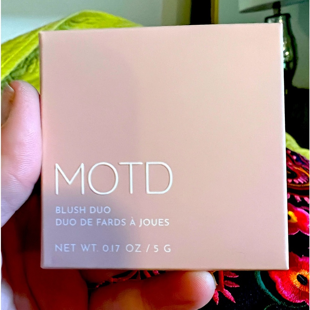 MOTD blush duo in modern mauve - new in box
